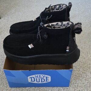Hey Dude Wendy Peak Hi Suede Black Ankle Boots